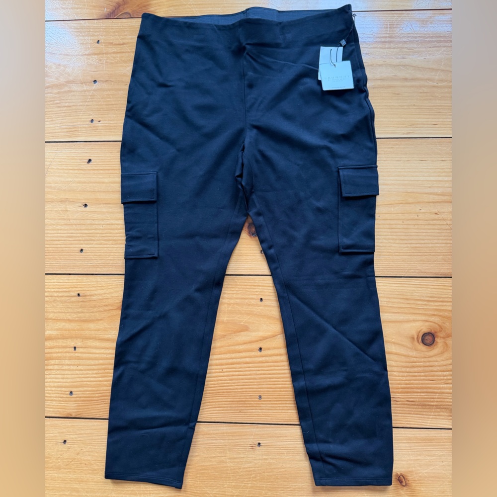 Laundry By Shelli Segal Black Cargo Pants/Leggings